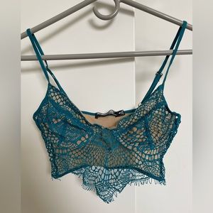 For love and lemons bat your lashes bra in teal/green